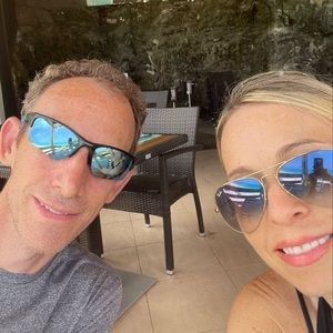 Meet your Posher, Rebecca